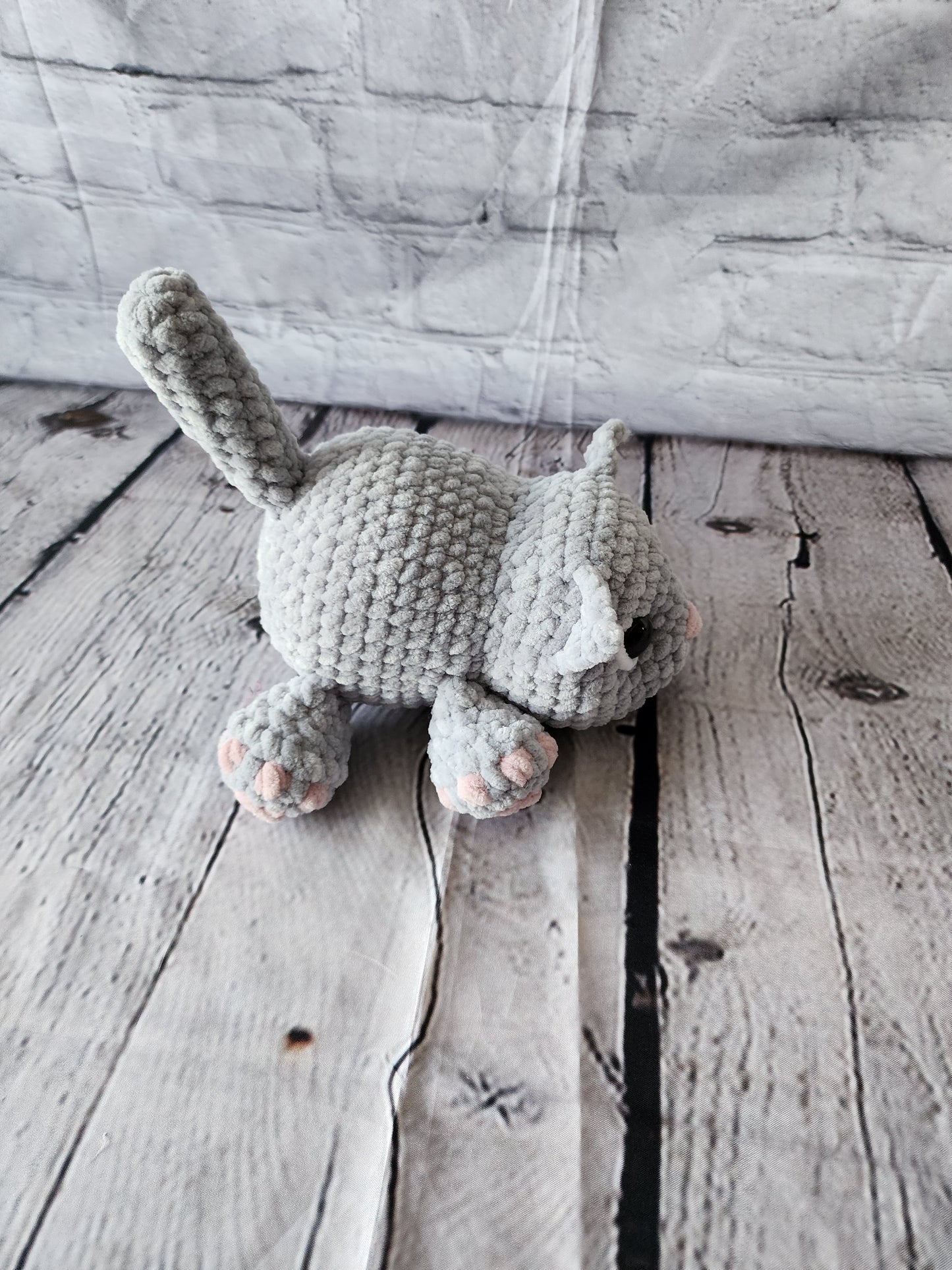 Gray Pouncing Cat