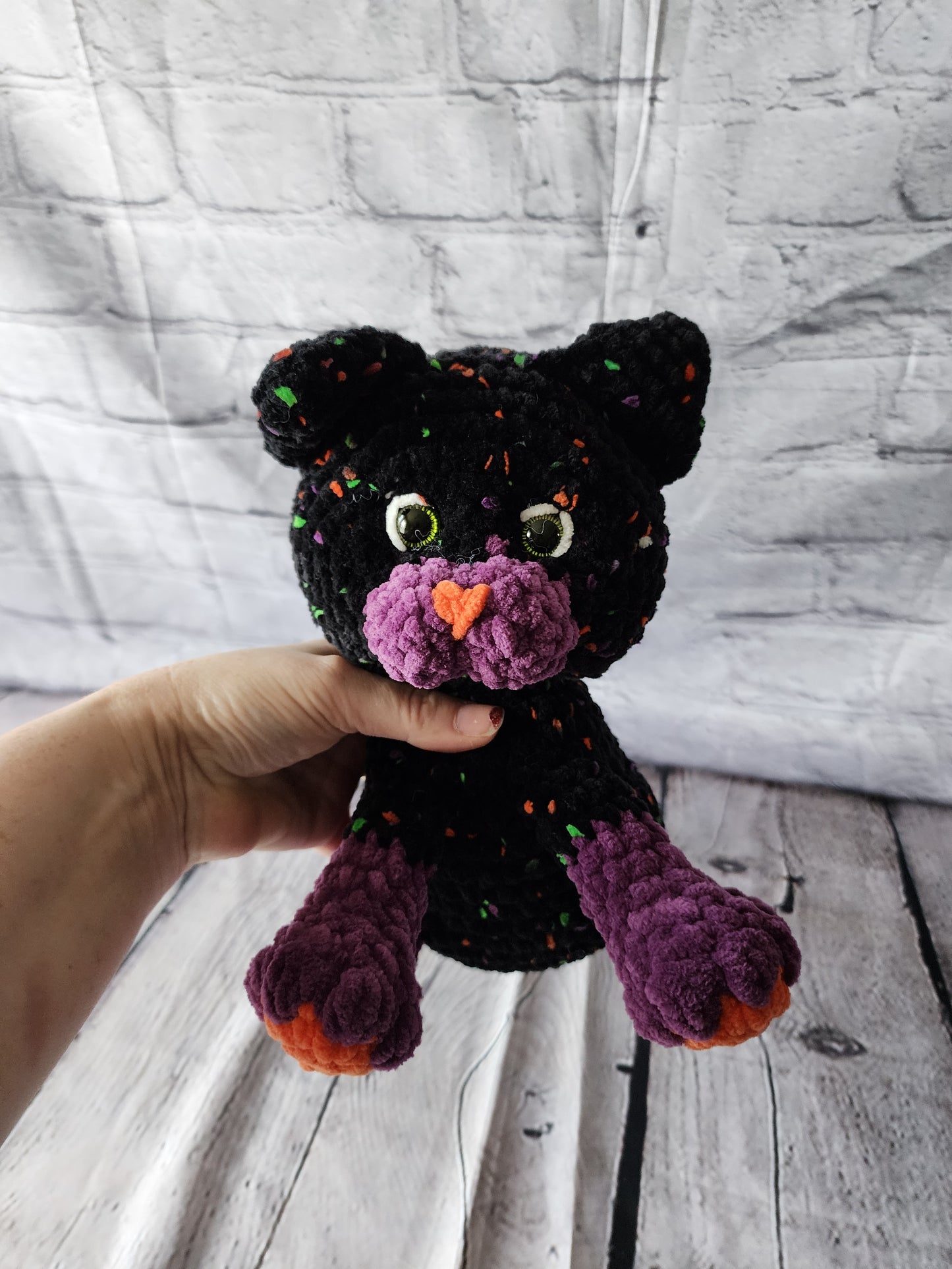 Winnie the Halloween Cat